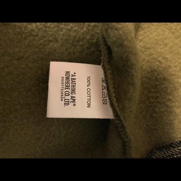 Authentic Bape shark full zip - Picture 4 of 8